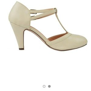 Mary'Jane T-strap Heels